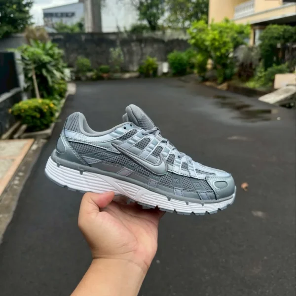 Nike P-6000 Anthracite Smoke