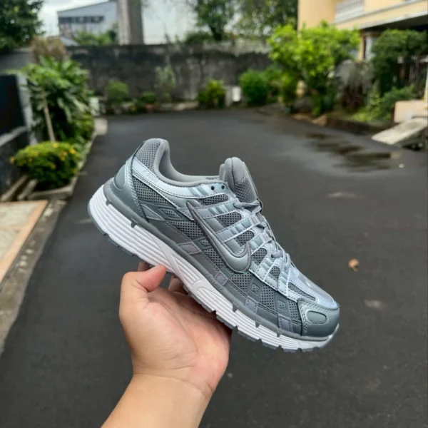Nike P-6000 Anthracite Smoke